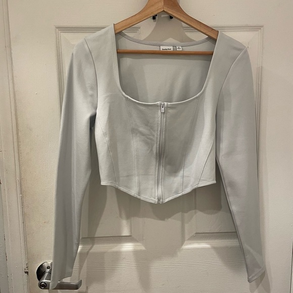 Aritzia Tops - Aritzia Sunday Best Gray Long Sleeve Top - NWOT